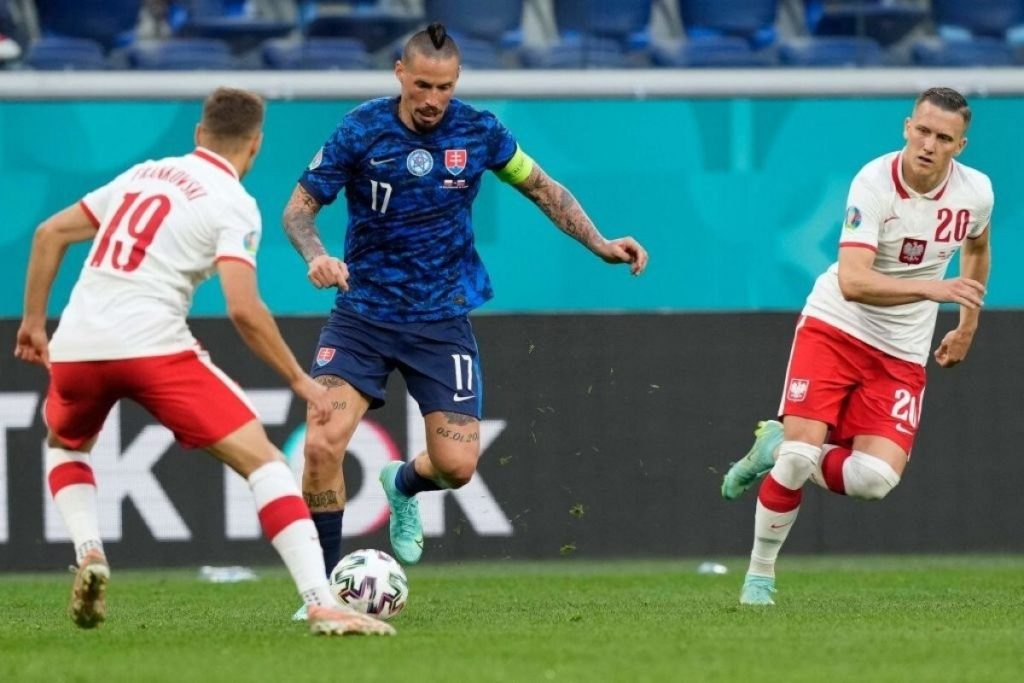 soi-keo-nhan-dinh-montenegro-vs-slovakia-luc-00h00-ngay-18-11-2022