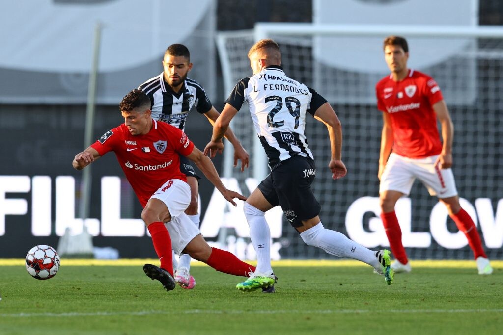 soi-keo-nhan-dinh-santa-clara-vs-oliveirense-luc-03h45-ngay-30-11-2022