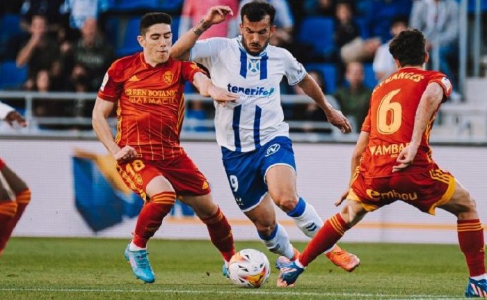 nhan-dinh-soi-keo-tenerife-vs-alaves-luc-3h00-ngay-8-12-2022