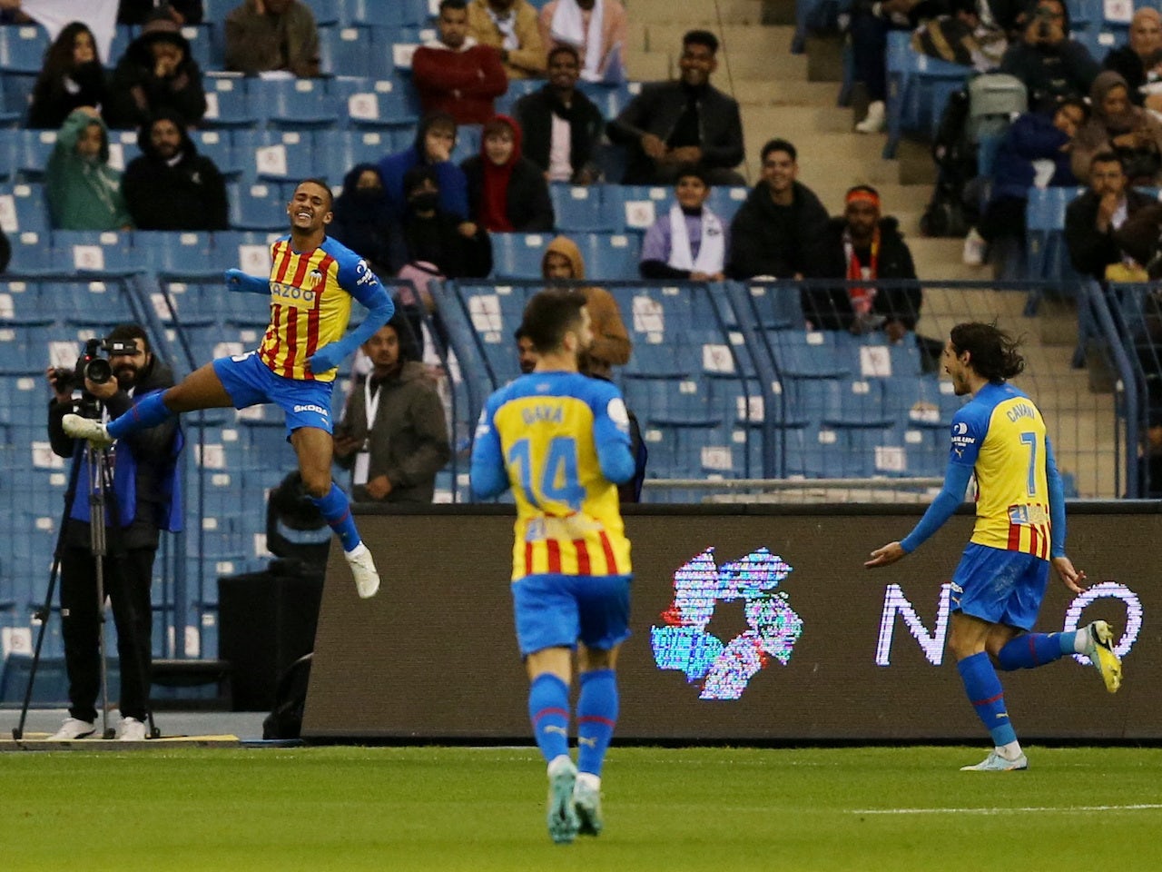 nhan-dinh-soi-keo-valencia-vs-almeria-luc-3h00-ngay-24-1-2023