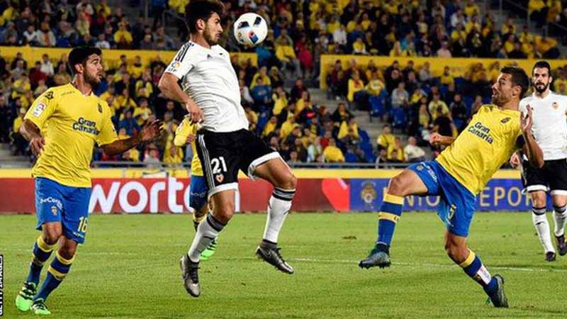 Soi kèo Las Palmas vs Valencia