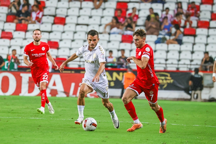 Soi kèo Samsunspor vs Antalyaspor
