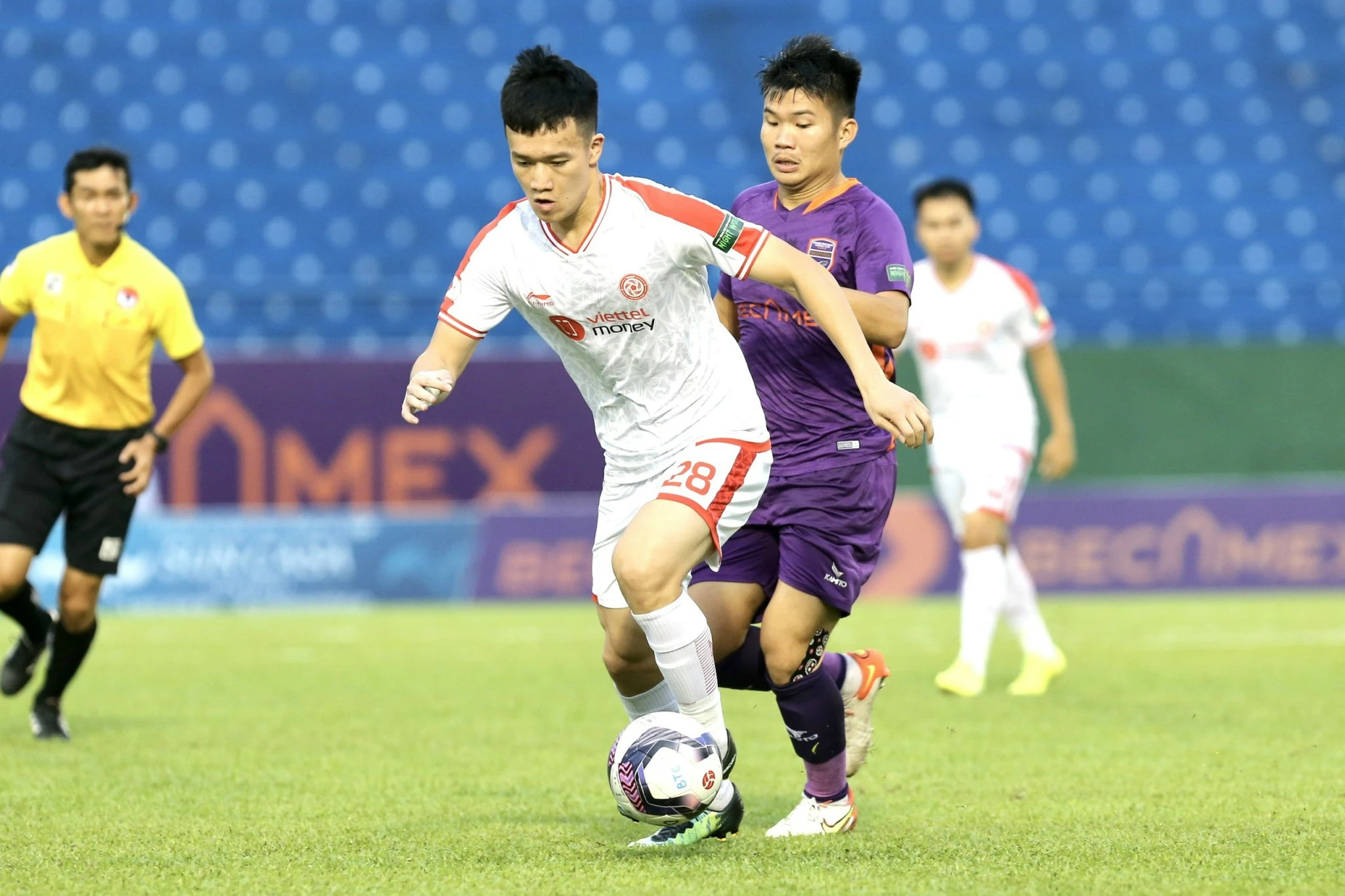 Soi kèo Bình Dương vs Viettel ngày 4/4