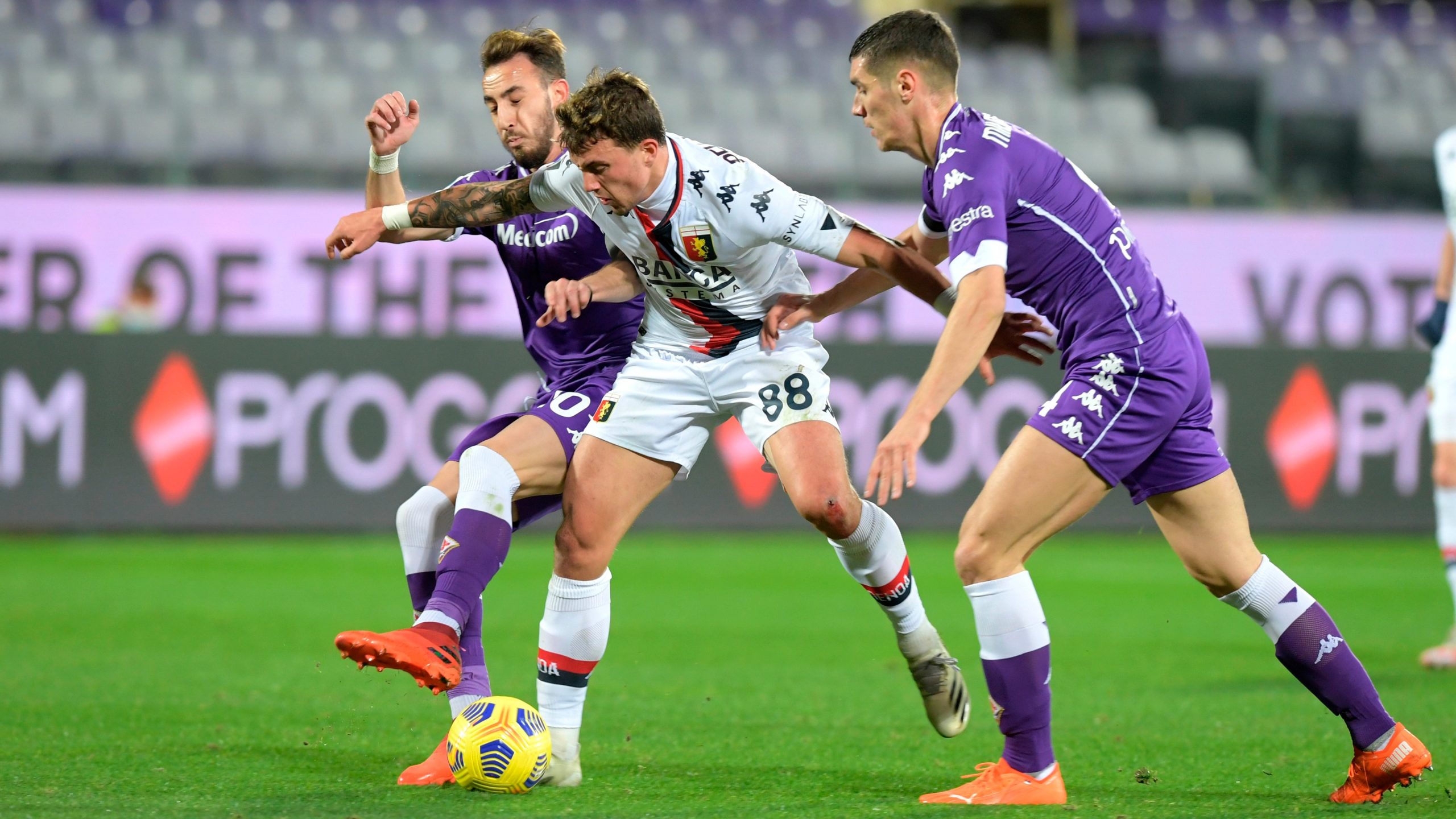 Soi kèo Fiorentina vs Genoa ngày 15/4