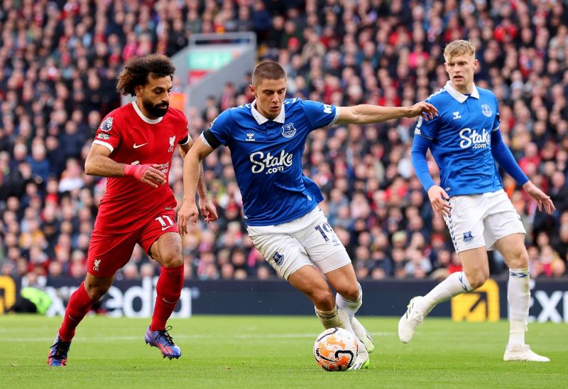 soi-keo-everton-vs-liverpool-ngay-13-02