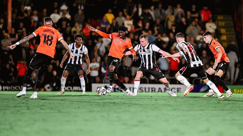 nhan-dinh-sheffield-wed-vs-grimsby-ngay-17-9