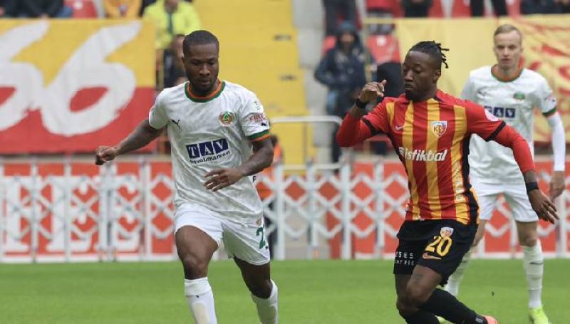 soi-keo-alanyaspor-vs-gaziantep-ngay-04-11